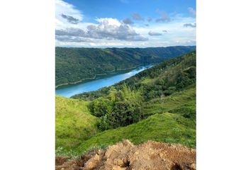 Lote de Terreno en  Las Margaritas, Samaná