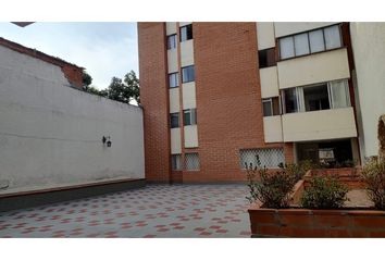 Apartamento en  Poblado, Medellín