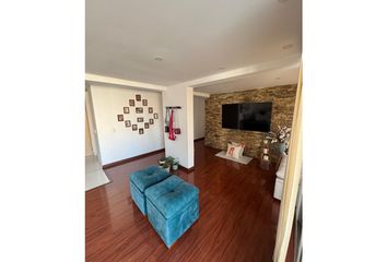 Apartamento en  Loma De Los Bernal, Medellín