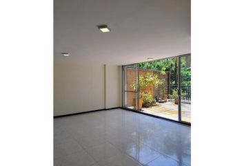 Apartamento en  Loma De Los Bernal, Medellín