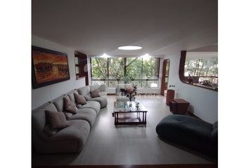 Apartamento en  Campo Valdés 1, Medellín