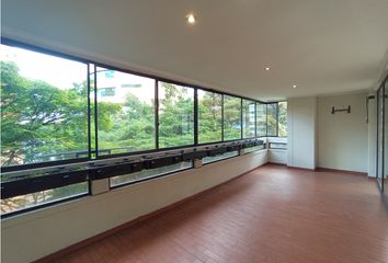 Apartamento en  Poblado, Medellín