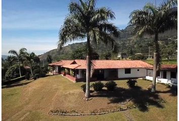 Villa-Quinta en  Copacabana, Antioquia