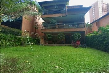 Casa en  San Lucas, Medellín