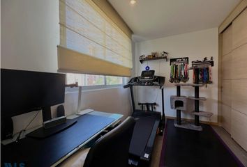 Apartamento en  Castropol, Medellín