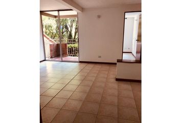 Apartamento en  Aguacatala, Medellín