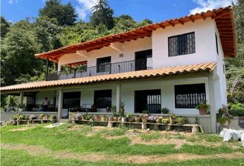 Casa en  La Ceja, Antioquia