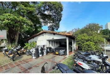 Casa en  Aguacatala, Medellín