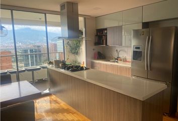 Apartamento en  Castropol, Medellín