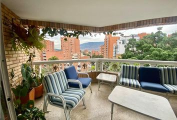 Apartamento en  Poblado, Medellín