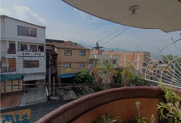 Apartamento en  Villa Hermosa, Medellín