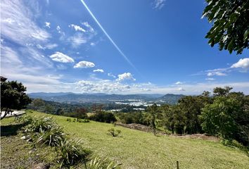 Lote de Terreno en  La Ceja, Antioquia