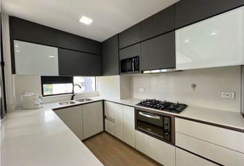 Apartamento en  Castropol, Medellín