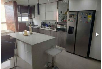 Apartamento en  La Castellana, Medellín