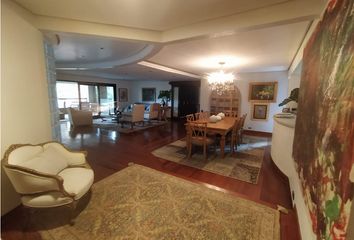 Apartamento en  Poblado, Medellín