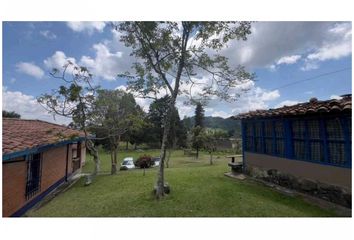 Lote de Terreno en  Buenos Aires, Medellín