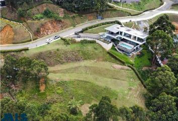 Lote de Terreno en  Poblado, Medellín