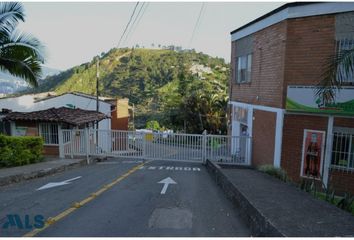 Casa en  Comuna 7, Robledo, Medellín