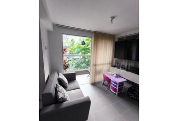 Apartamento en  Loma De Los Bernal, Medellín