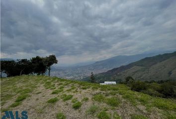 Lote de Terreno en  Bello, Antioquia