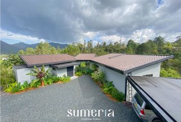 Casa en  El Carmen De Viboral, Antioquia