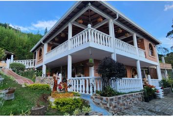 Villa-Quinta en  Copacabana, Antioquia