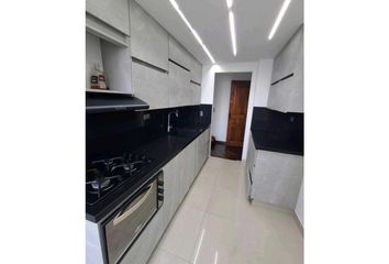 Apartamento en  Loma De Los Bernal, Medellín