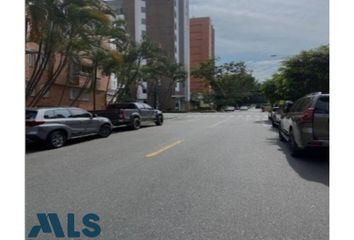 Apartamento en  La Milagrosa, Medellín