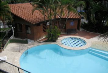 Apartamento en  Loma De Los Bernal, Medellín