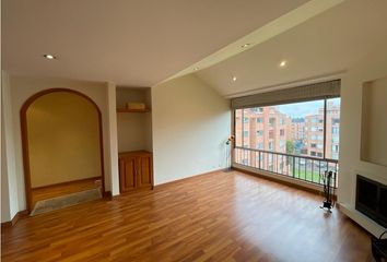 Apartamento en  La Victoria, Bogotá