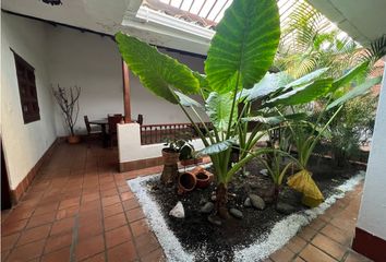 Casa en  San Cayetano, Cali