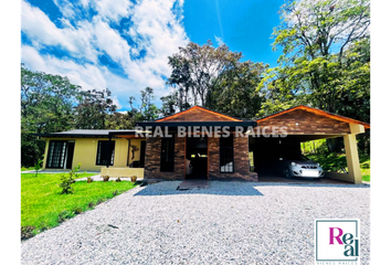 Casa en  La Ceja, Antioquia