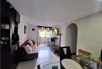 Apartamento en  Loma De Los Bernal, Medellín