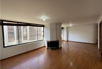 Apartamento en  La Carolina, Bogotá