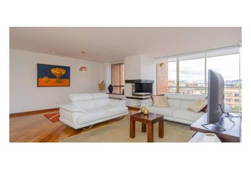 Apartamento en  Santa Barbara Norte, Bogotá