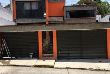 Casa en  Calle Fuente De Tirol 2-28, Lomas De Tecamachalco, Huixquilucan, Miguel Hidalgo, Huixquilucan, México, 52780, Mex