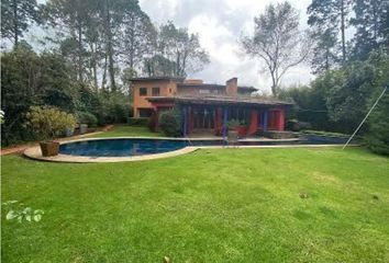 Casa en  Avándaro, Valle De Bravo