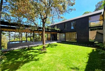 Casa en  Avándaro, Valle De Bravo