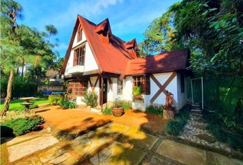 Casa en  Avándaro, Valle De Bravo