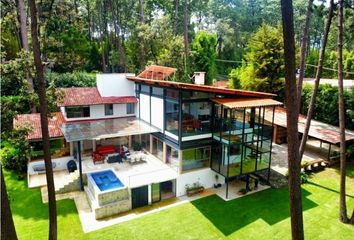 Casa en  Avándaro, Valle De Bravo