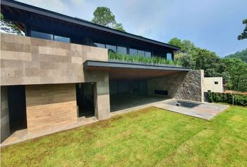 Casa en  Avándaro, Valle De Bravo