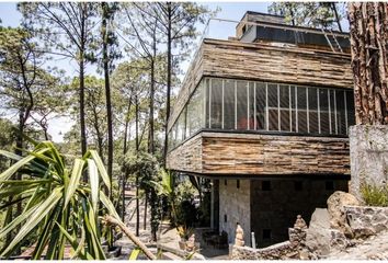 Casa en  Avándaro, Valle De Bravo