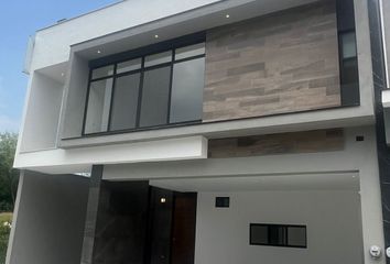 Casa en  Calle De Los Peñas, El Barrial, Santiago, Nuevo León, 67303, Mex