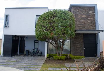 Casa en  Calle Paseo Solares 165, Zapopan, Jalisco, 45019, Mex