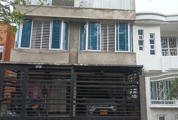 Apartamento en  Ciudad 2000, Cali