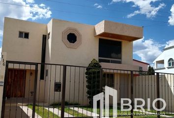 Casa en  Calle Jaralillo, Colinas Del Saltito, Durango, 34105, Mex