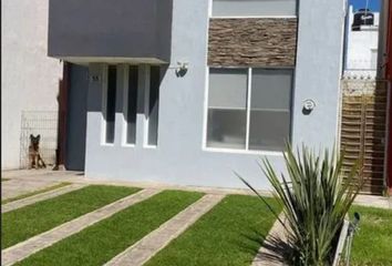 Casa en  Calle Santa Fe, Nueva Galicia, La Tijera, Tlajomulco De Zúñiga, Jalisco, 45645, Mex