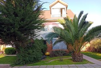 Casa en  Huechuraba, Provincia De Santiago