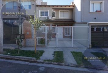 Casa en  Santa Genoveva, Neuquén