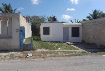 Casa en  Calle 17, Kanasín, Yucatán, 97370, Mex